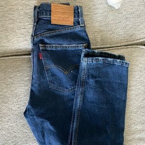 Levi Jeans High Slim Straight